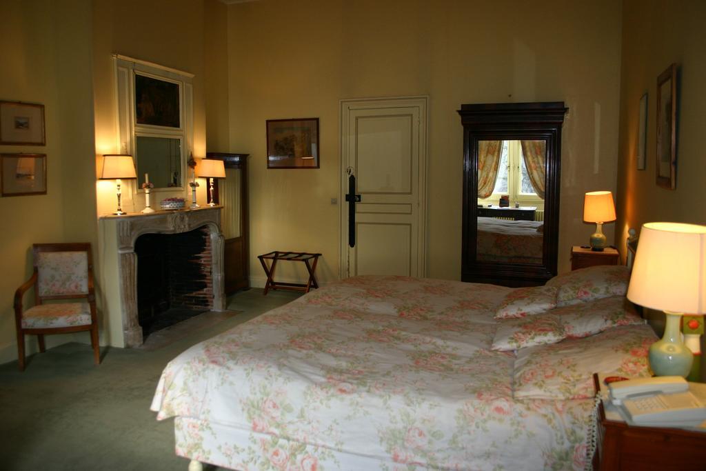 Chateau De La Verrerie Otel Aubigny-sur-Nère Oda fotoğraf
